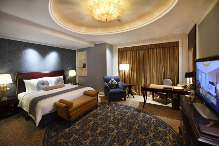 Executive Room