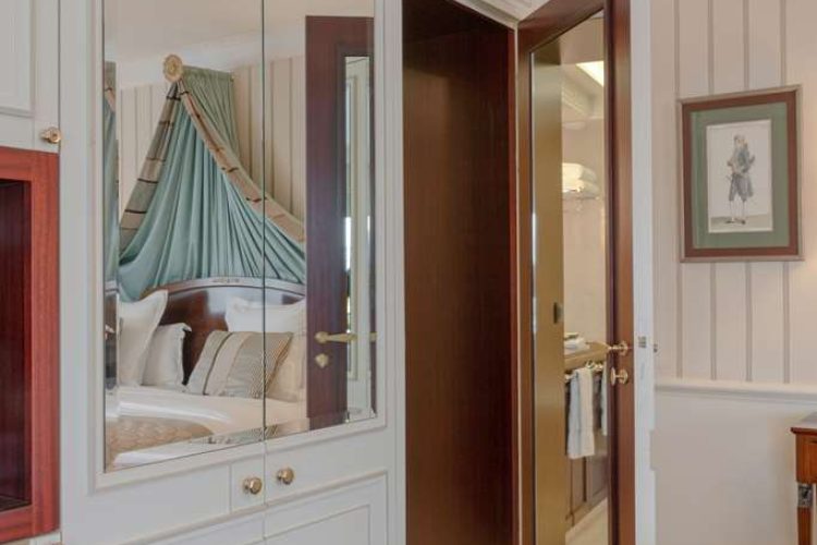 Junior Suite Avenue