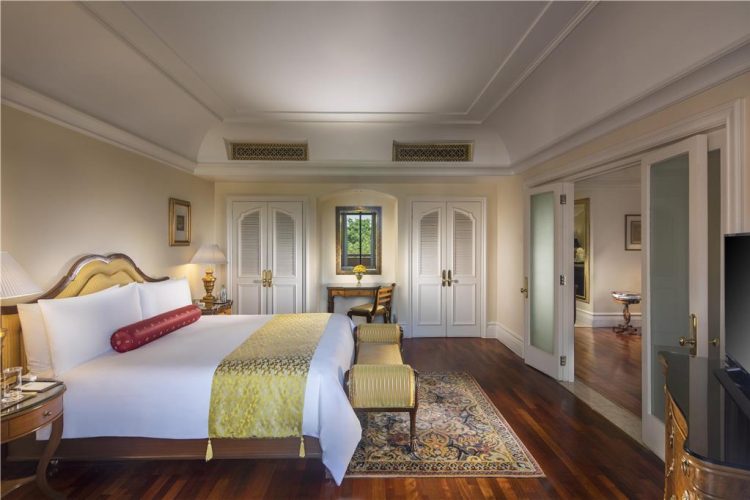 Royal Club Suite