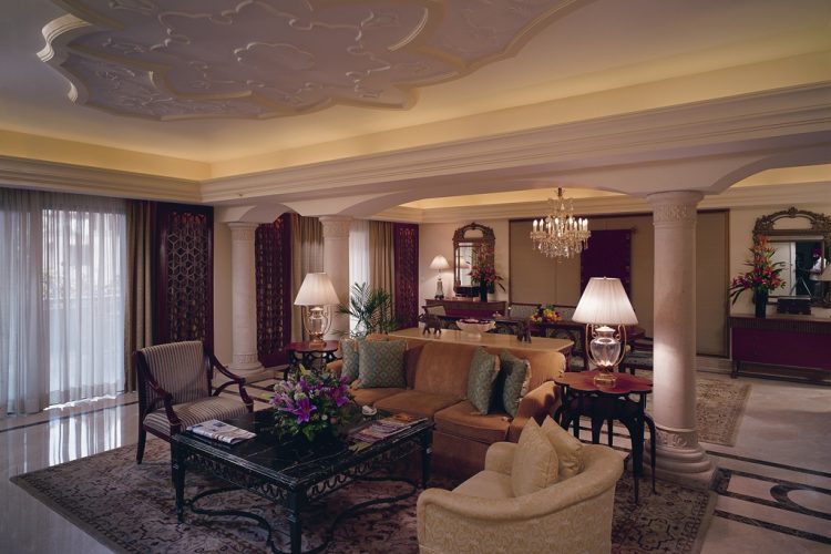 Suite Parlour