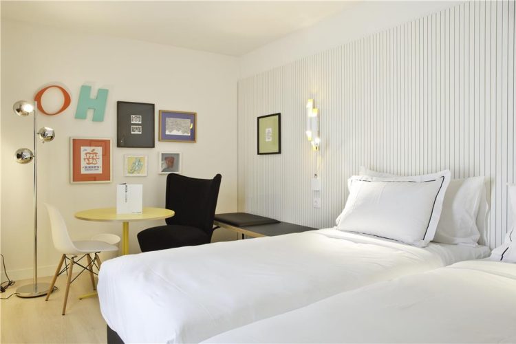 Vincci Room
