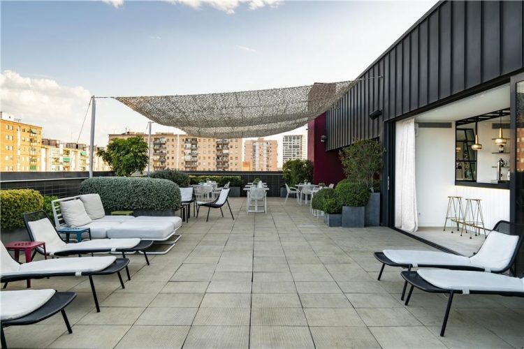 RooftopPoolBarPaner