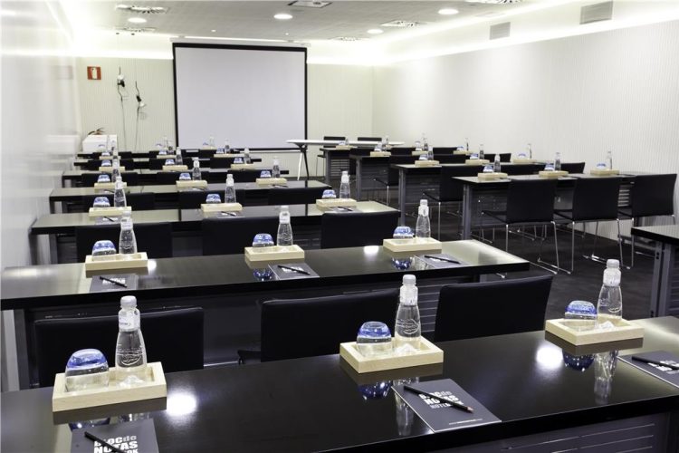 MeetingRoom WupuSchool