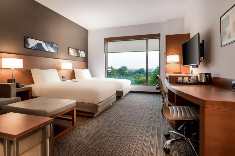 Guest room