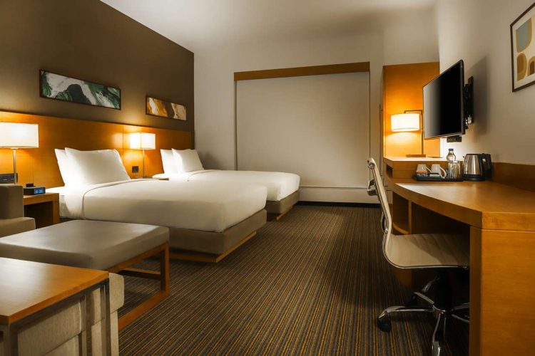 Guest room