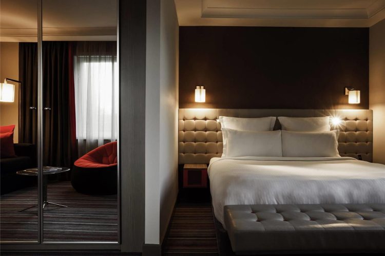 Guest room