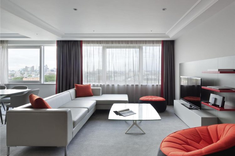 Guest room