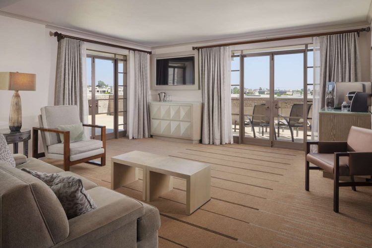 Guest room