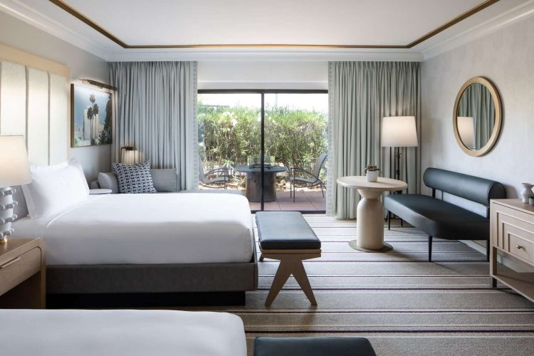 Guest room