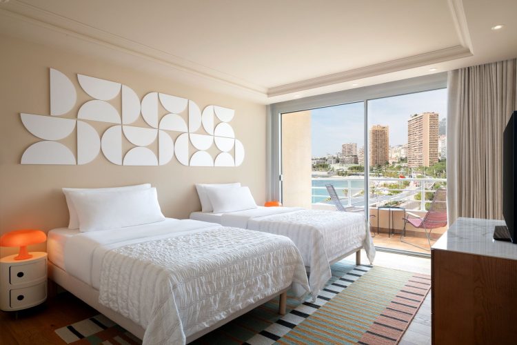 Guest room