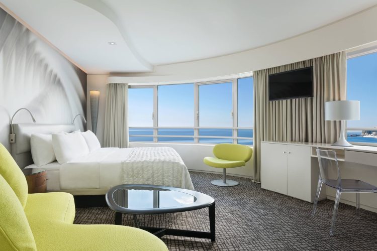 Guest room