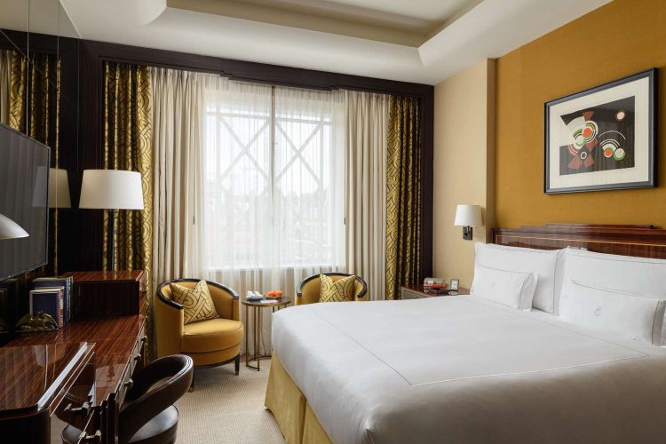 Guest room