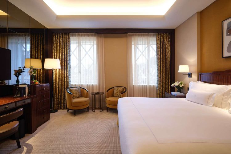 Guest room