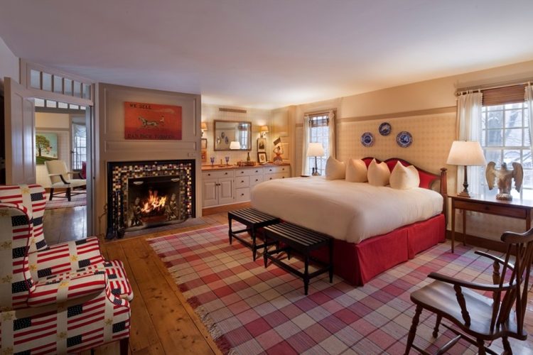Guest room