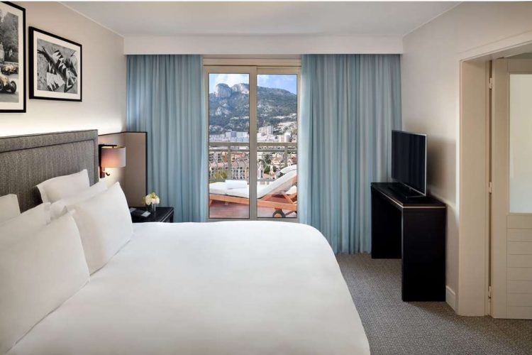 Guest room
