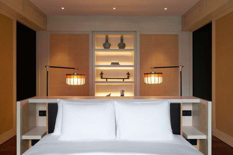 Grand Suite Bedroom