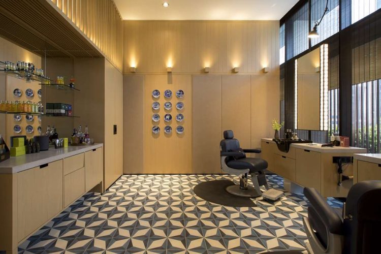 Barber at The RuMa by Truefitt Hill