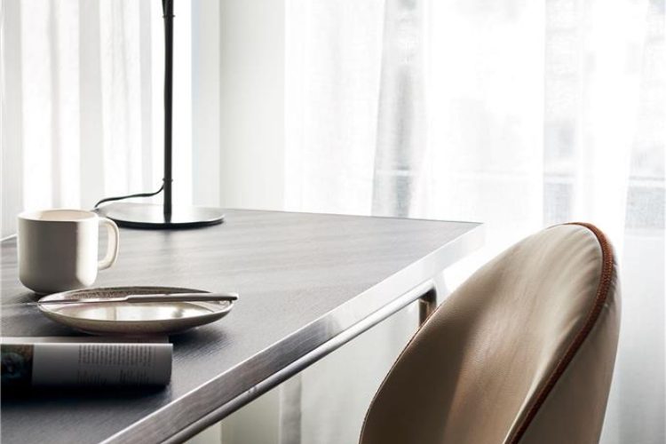 Veriu Green Square Work Desk