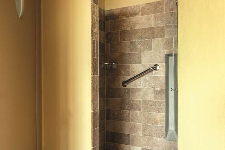 Limonaia Suite Bathroom