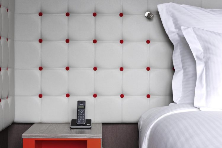 Guest room