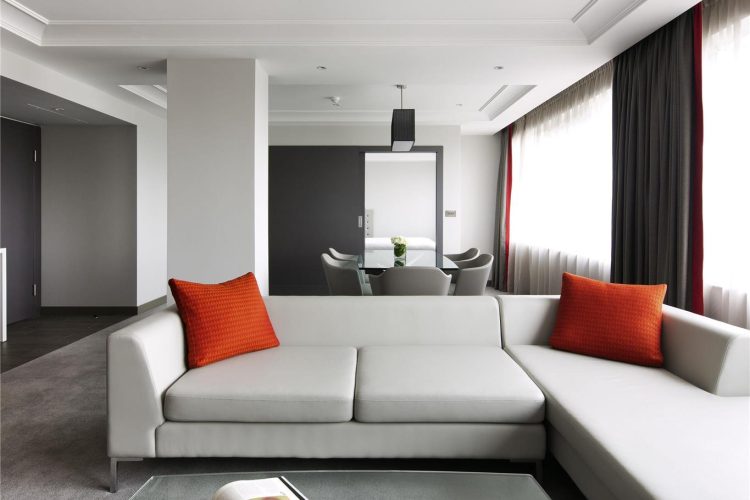 Guest room