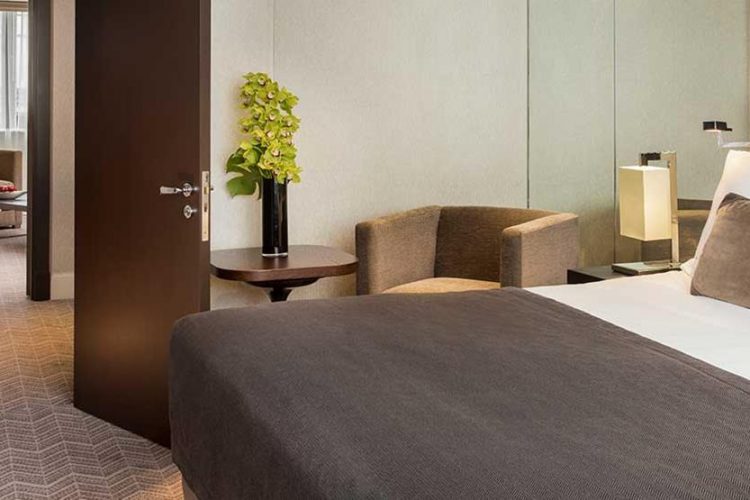 Executive Suite Bedroom