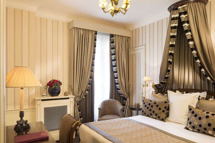 Guest Room (2)