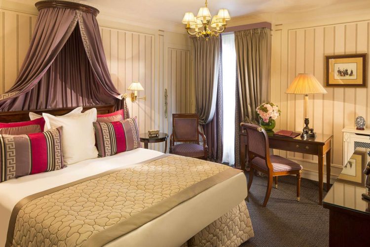Guest Room (4)