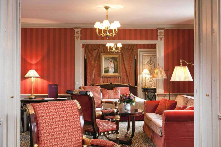 Suite (3)