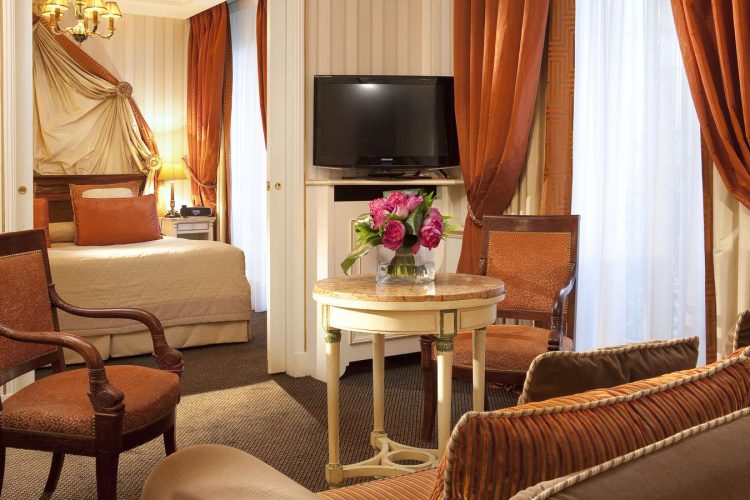 Suite (11)