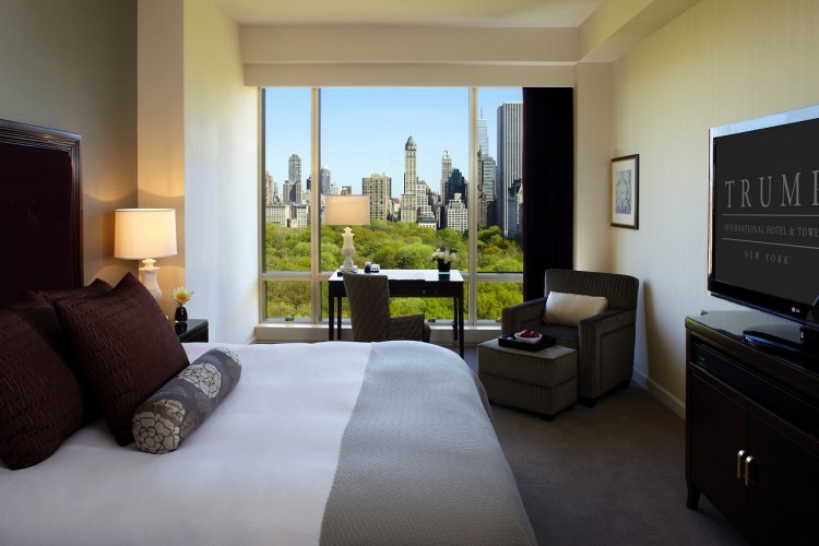 Deluxe King Room