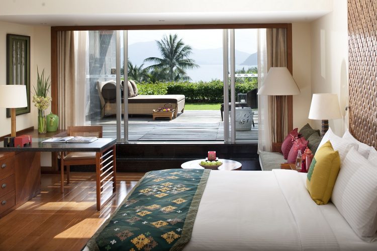 Deluxe Garden View Room