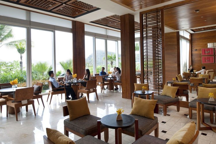 The Cliff Lounge