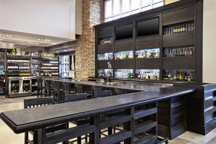 Oliver & Bonacini Bar Area